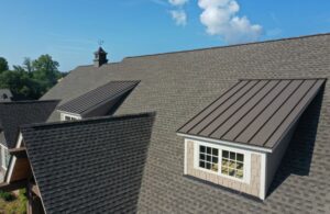 7 Warning Signs Your House Needs Needs Immediate Roof Repair